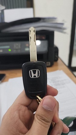 BiKiN KUNCI MOBIL HONDA BRIO-BRV-CRV-MOBILIO-JAZ-DLL